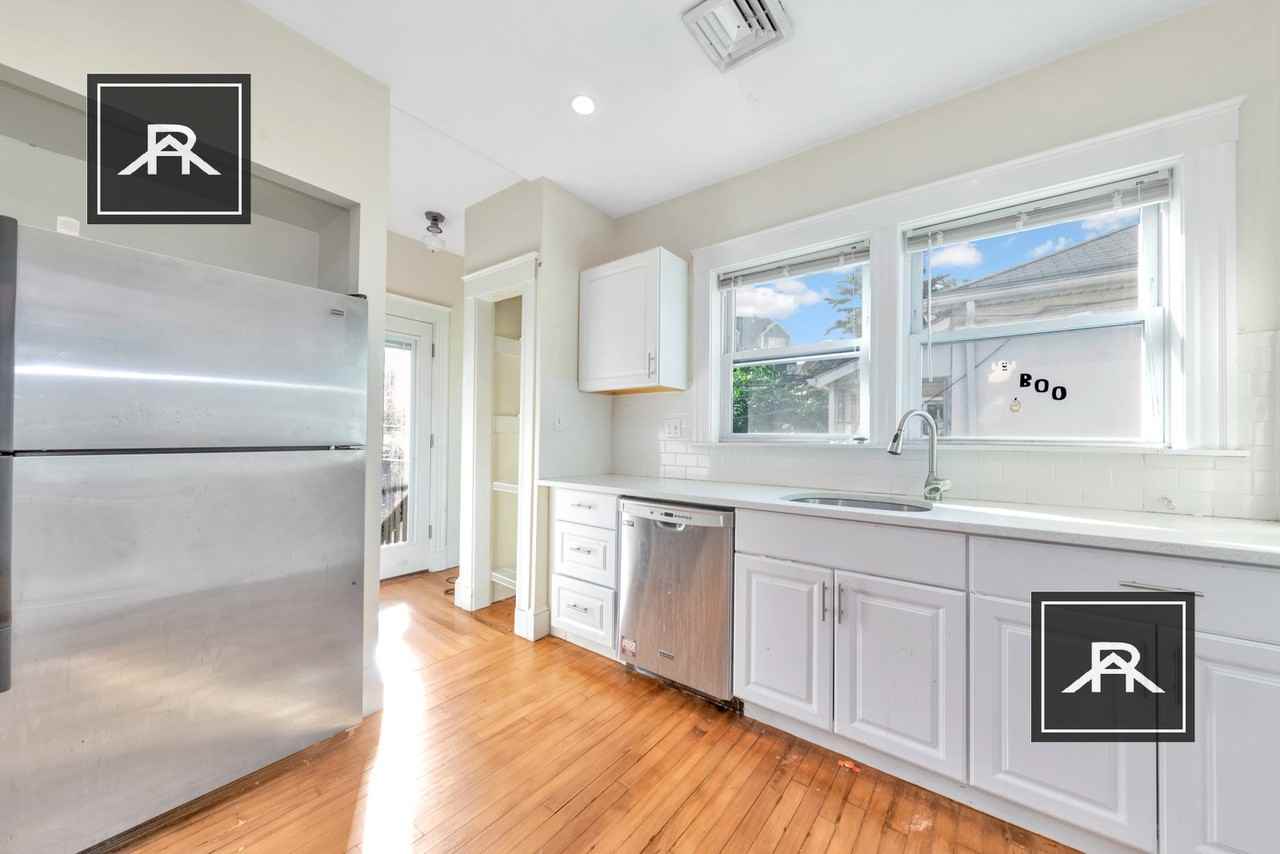 298 Alewife Brook Pkwy #2 - Photo 4 of 25