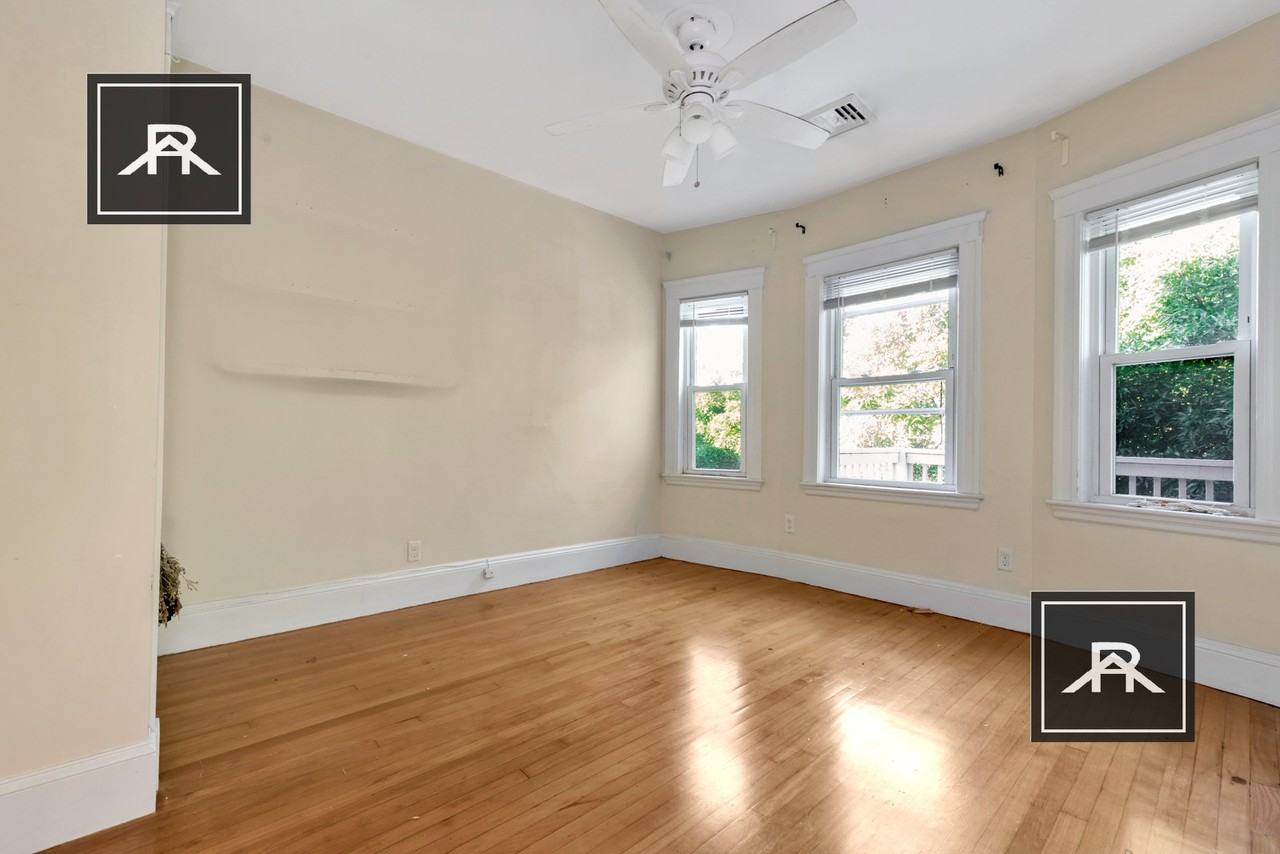 298 Alewife Brook Pkwy #2 - Photo 5 of 25