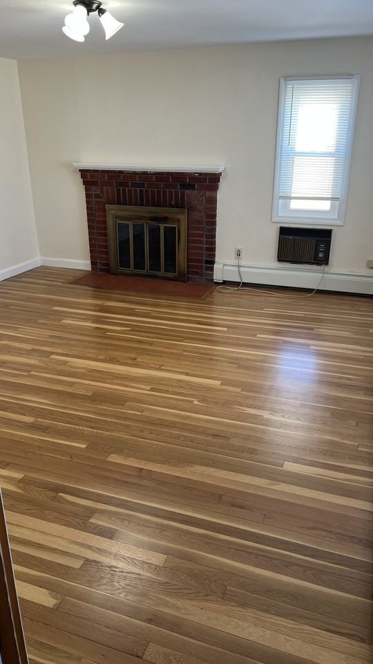 30 Baker St - Photo 4 of 18