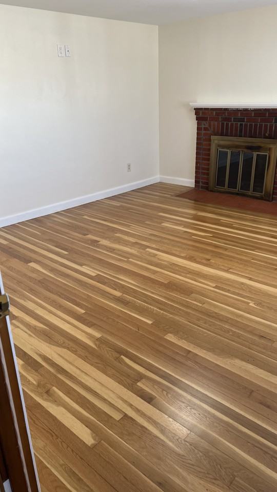 30 Baker St - Photo 5 of 18