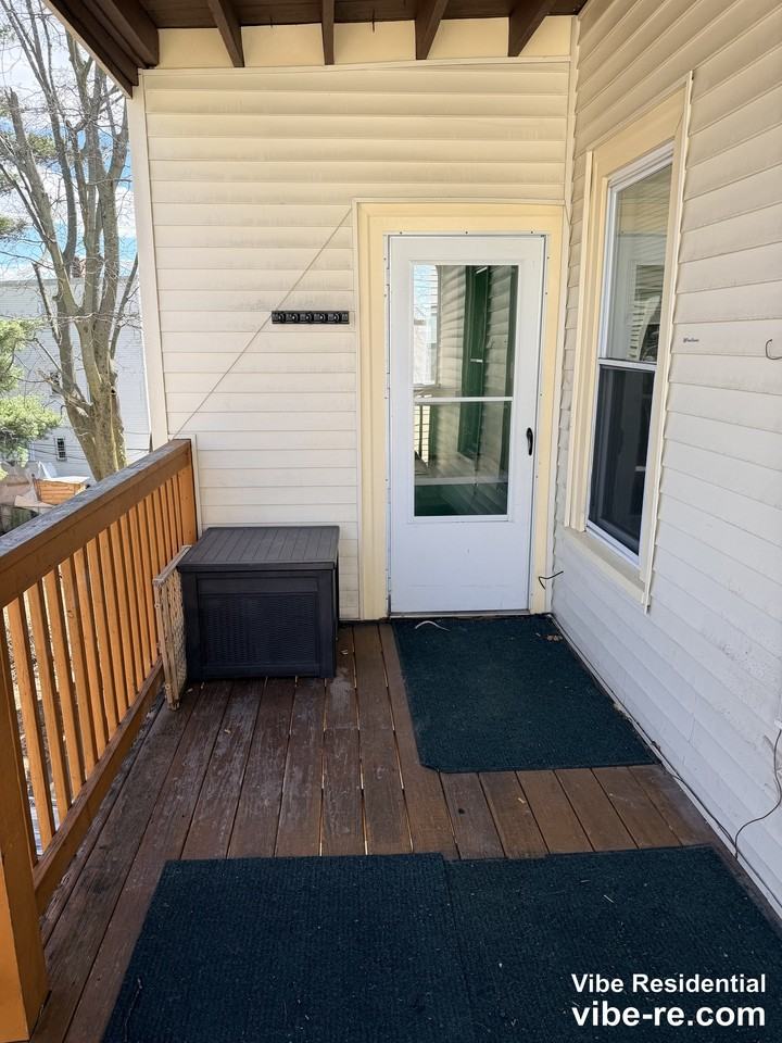 832 Washington St #3 - Photo 6 of 24