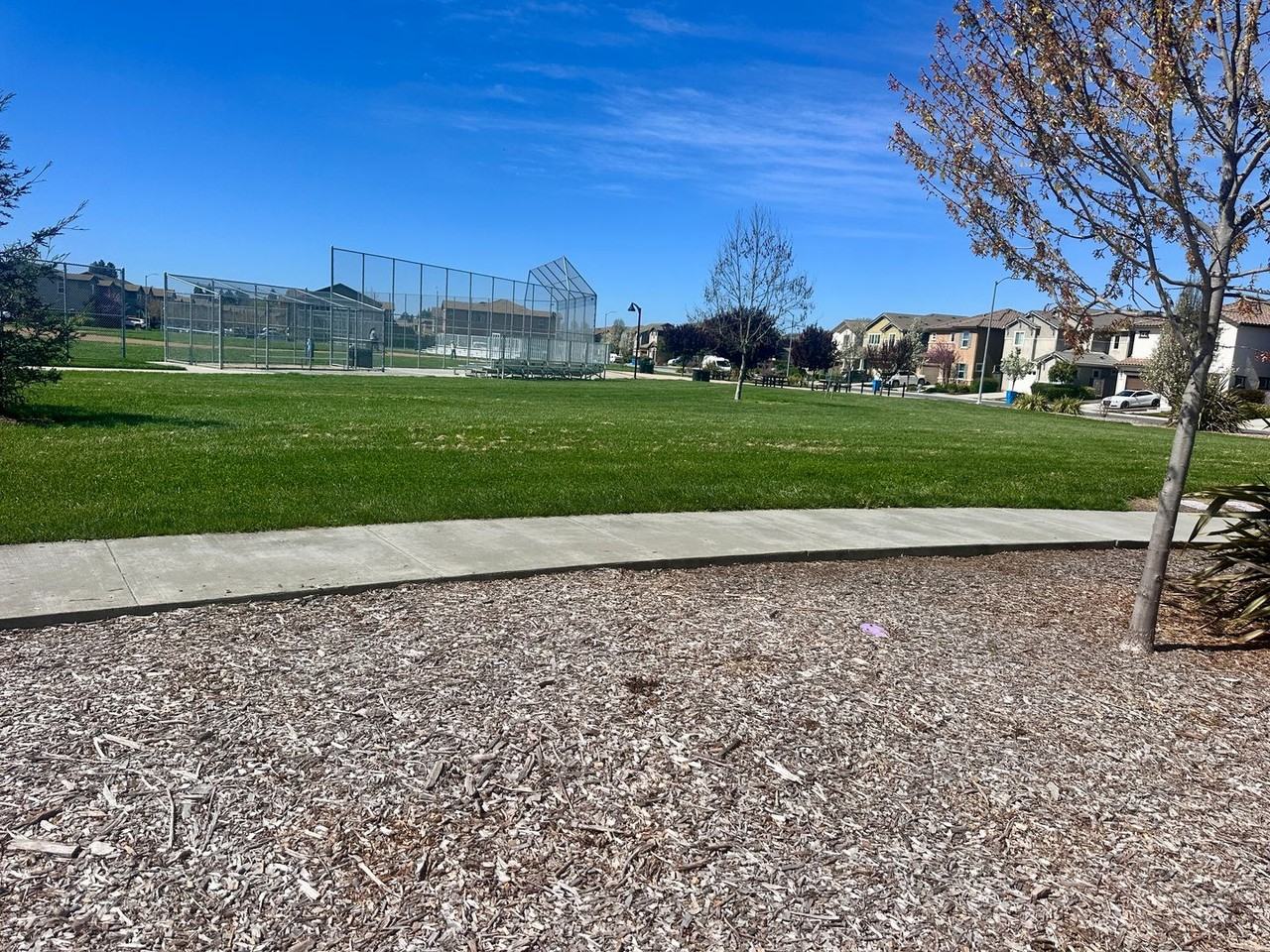 5528 Kenneth Pl - Photo 3 of 18