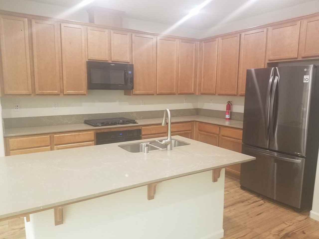 5528 Kenneth Pl - Photo 6 of 18