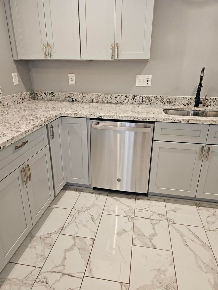 3611 Huntlee Dr - Photo 6 of 13