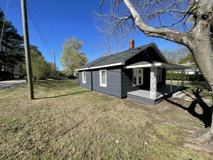 322 E Perry Ave - Photo 1 of 1