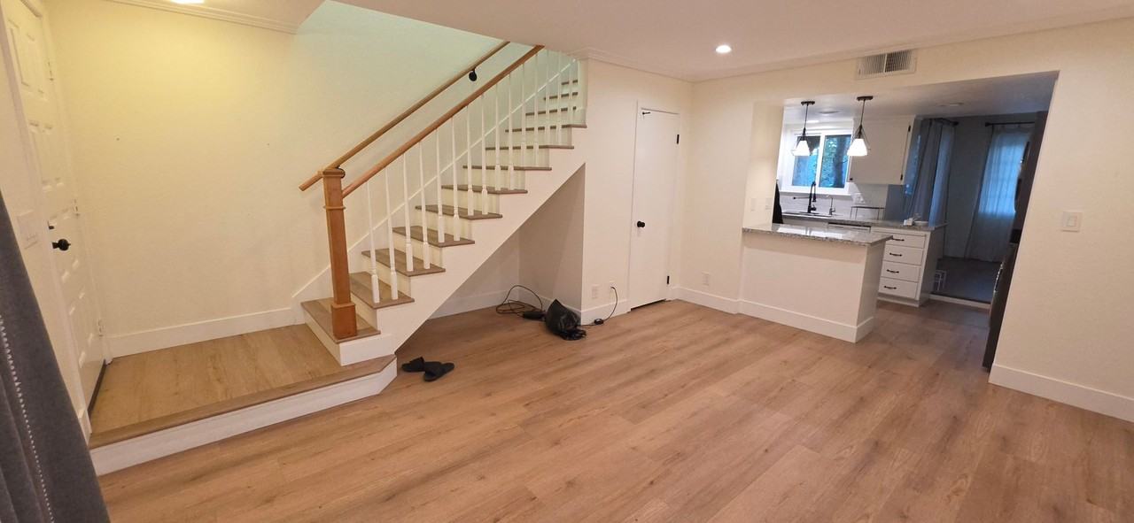 380 S 11th St - Photo 6 of 24