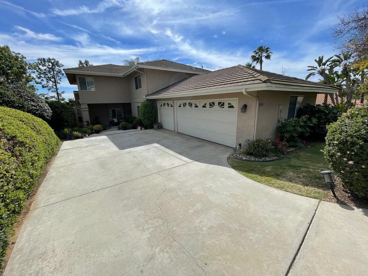 13313 Jonathon Park Ln - Photo 2 of 36