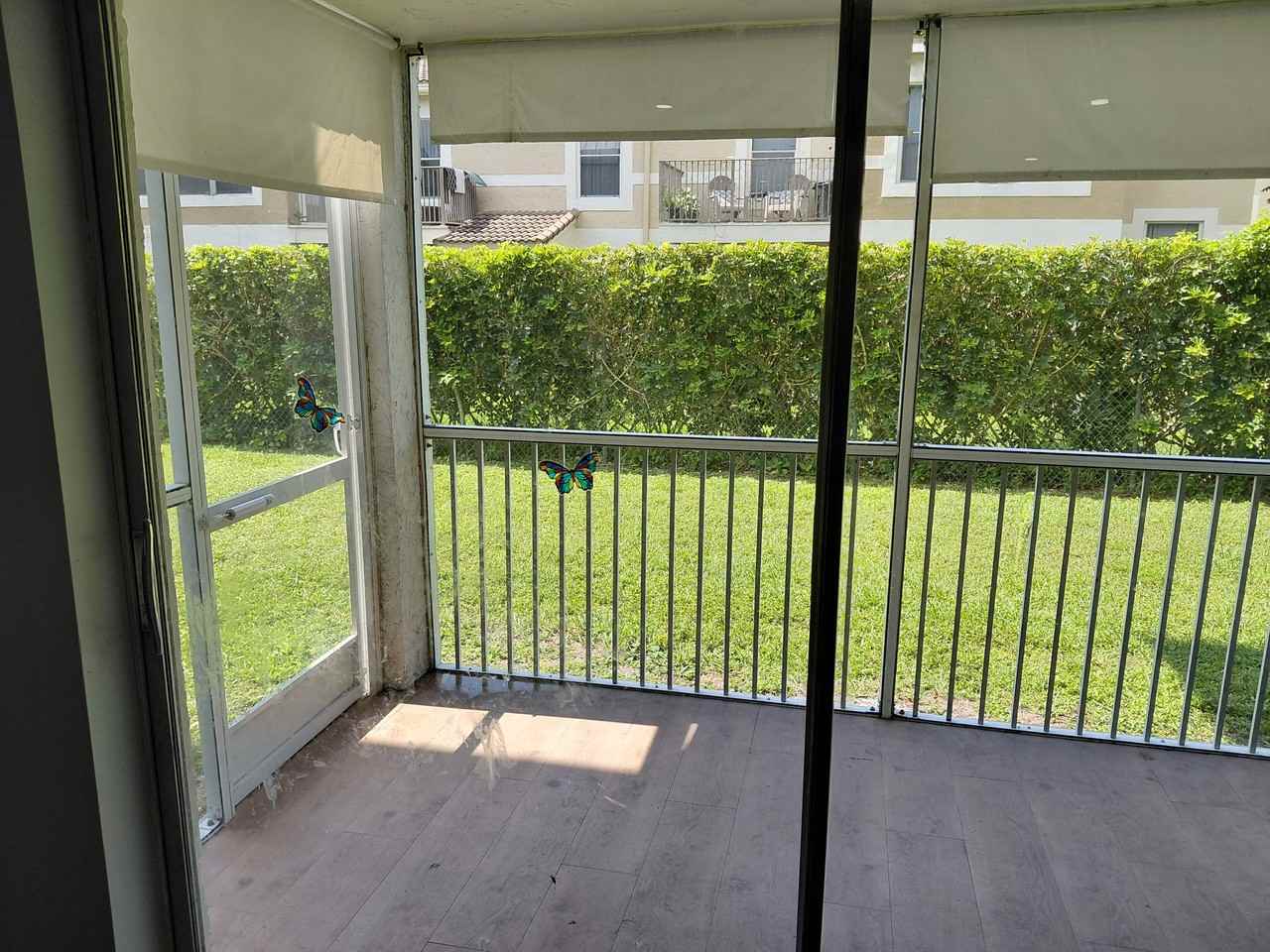 2980 Riverside Dr #125 - Photo 5 of 10