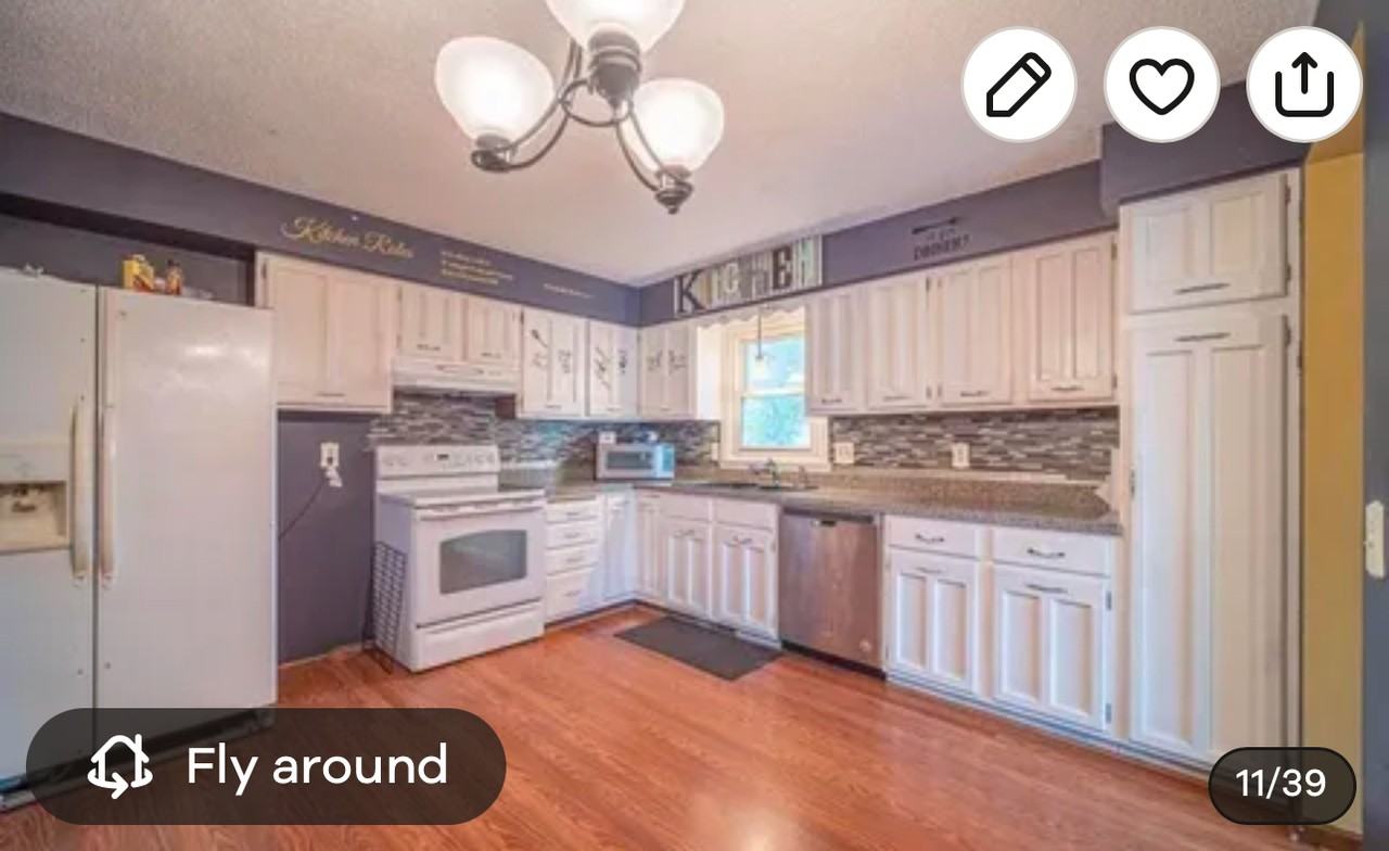 2976 Frederick Pkwy #NA - Photo 4 of 12