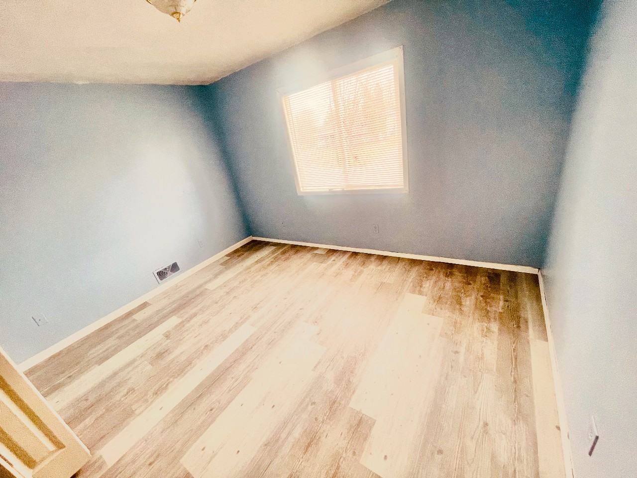 2976 Frederick Pkwy #NA - Photo 7 of 12