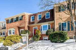 featured image of 8225 Cedar Landing Ct #2