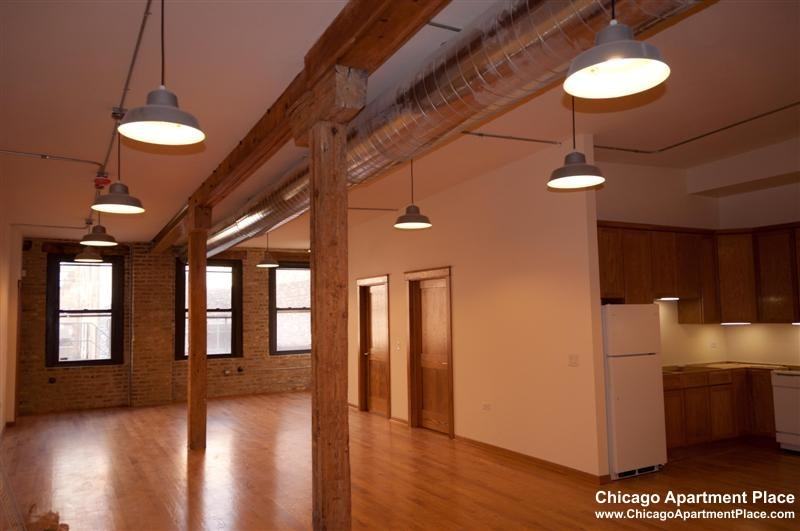 123 N Jefferson St #4R - Photo 3 of 10