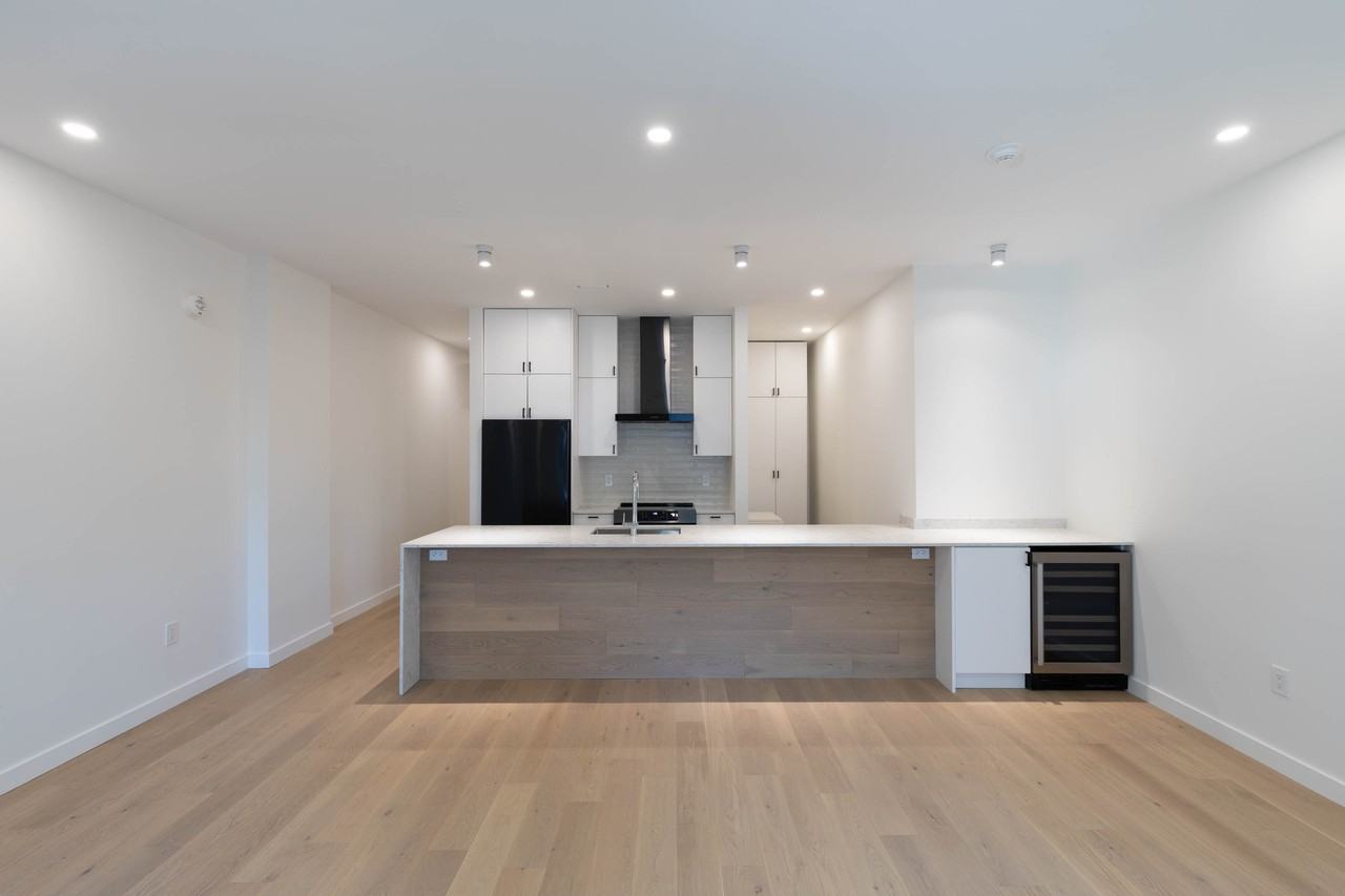 60 Jones Avenue #D - Photo 5 of 30