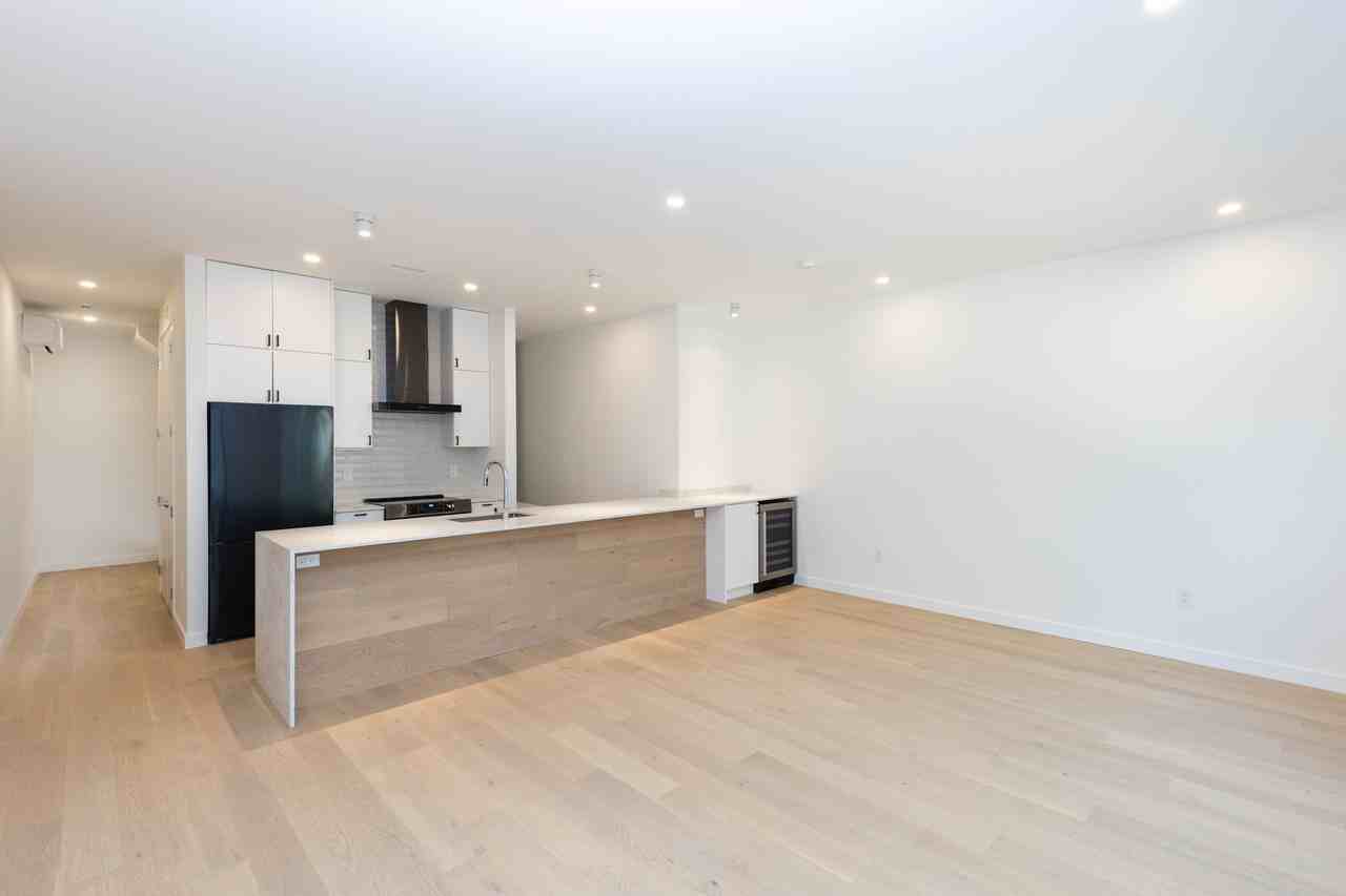 60 Jones Avenue #D - Photo 6 of 30