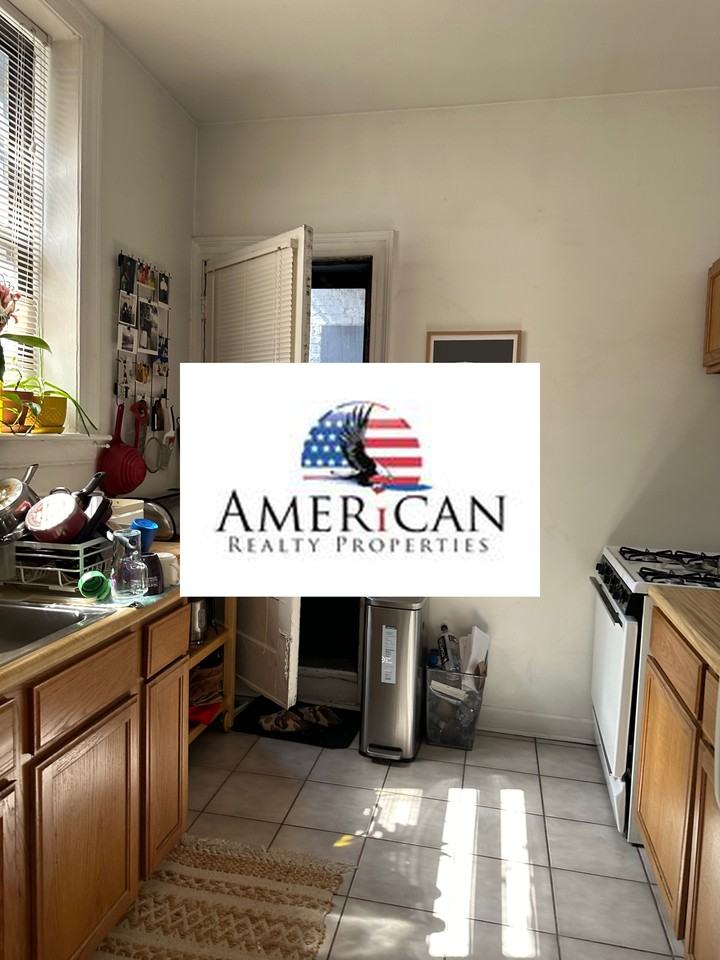 W Farwell Ave & N Lakewood Ave #G - Photo 5 of 14