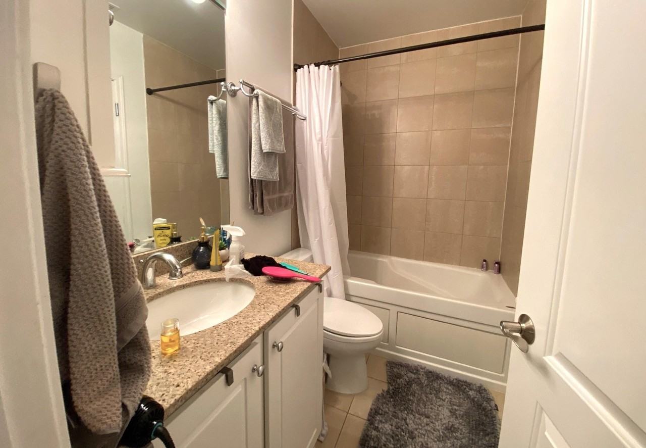 W Addison St #817-2R - Photo 4 of 8