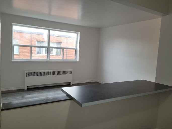 30 Mohawk Rd W #307 - Photo 5 of 7