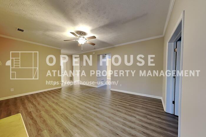 10010 Feather Sound Ct - Photo 4 of 27