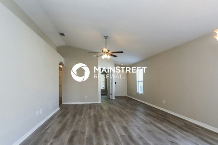 8007 Canterbury Lake Blvd - Photo 2 of 16