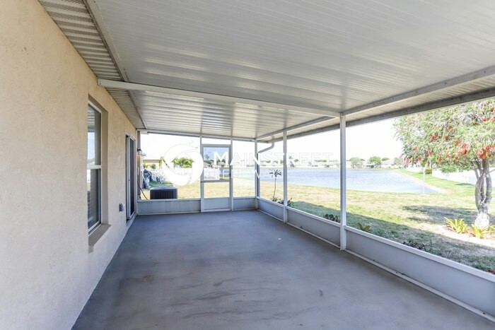 8007 Canterbury Lake Blvd - Photo 6 of 16