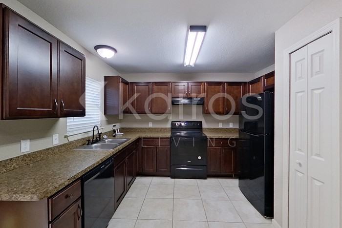 56 Fisher Way - Photo 6 of 21