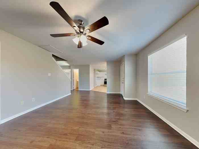 10515 Berclair Dr - Photo 6 of 25