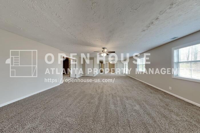 5493 Riverchase Dr - Photo 7 of 21