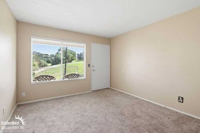 27735 Mountain Meadow Rd #18 - Photo 6 of 16