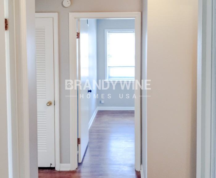 4668 Priscilla Ave - Photo 5 of 18