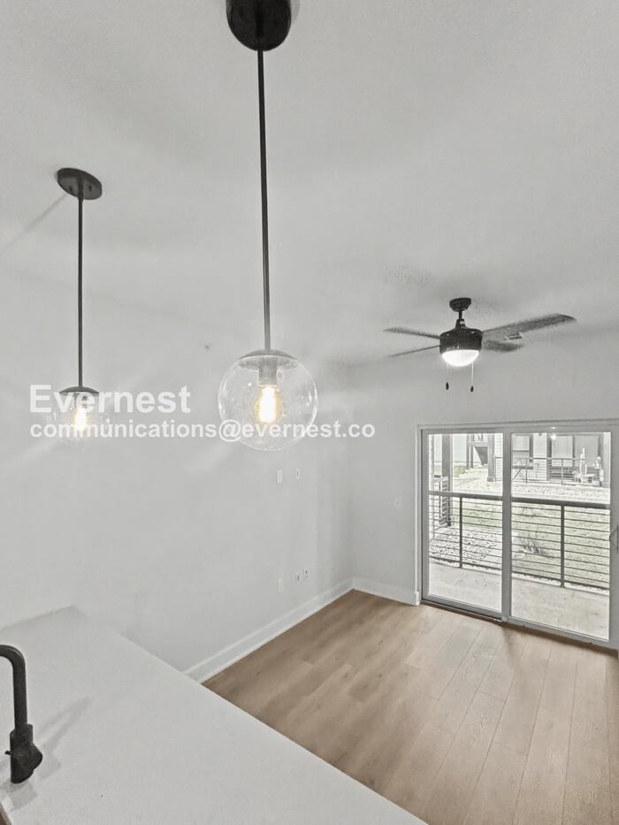 3101 Govalle Ave - Photo 5 of 15