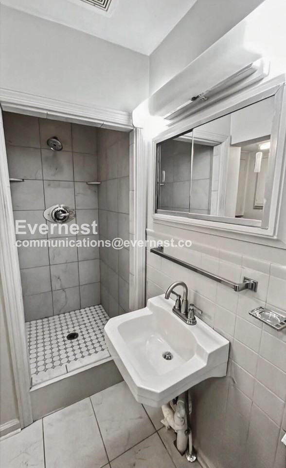 1700 Ashmore Ave #B - Photo 5 of 16