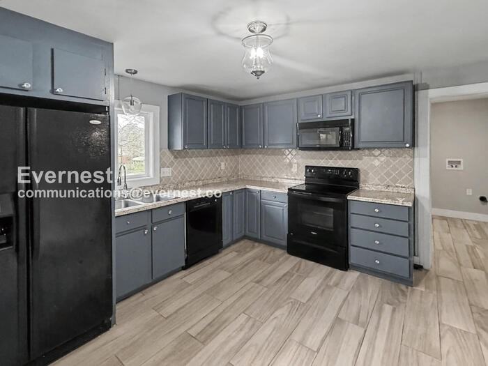 4316 Tate Ave - Photo 2 of 17