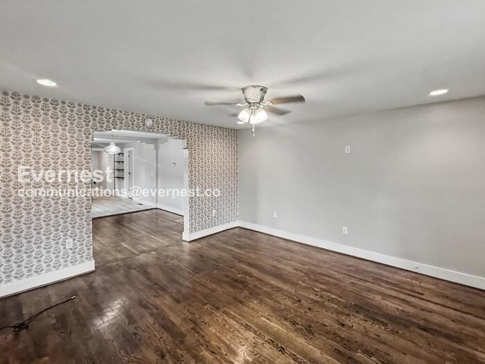 4316 Tate Ave - Photo 5 of 17