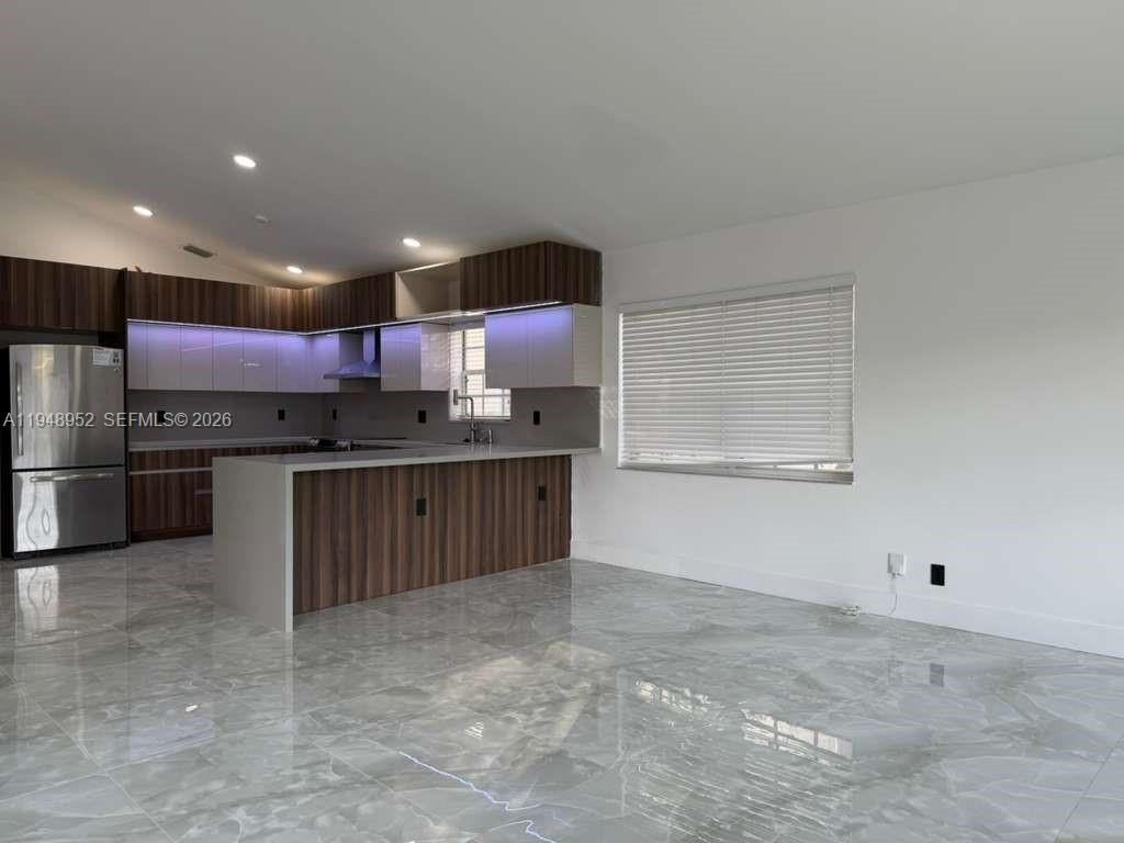 189 Cameron Drive - Photo 5 of 8