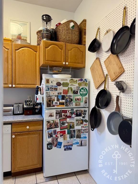 147 Montague St #1 - Photo 5 of 13