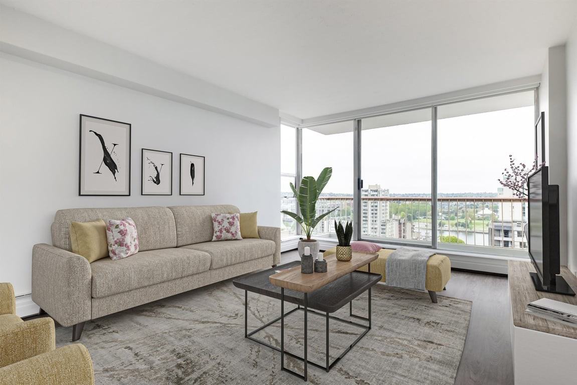 Santana - Photo 6 of 50