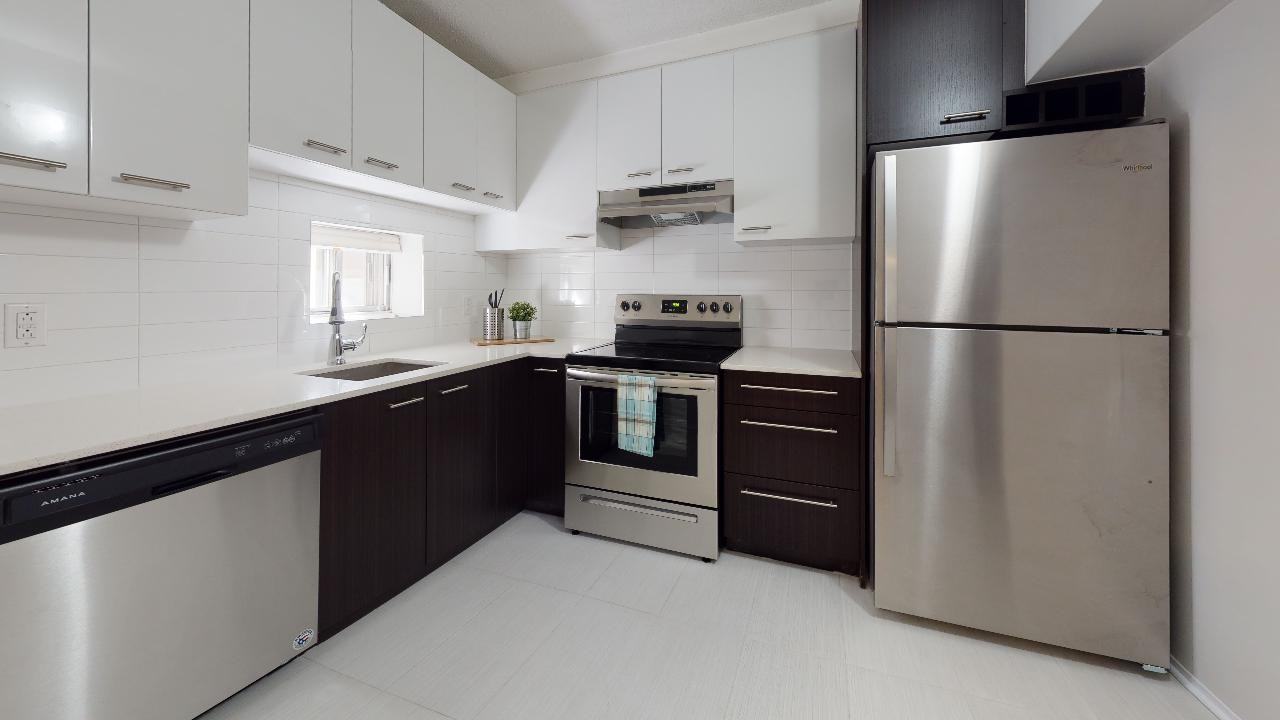 5051 Clanranald - Photo 2 of 9