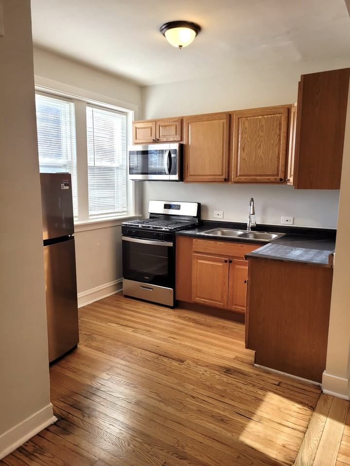 Avers / Thomas Building - Photo 6 of 17