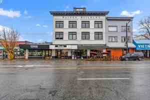 featured image of 4120 Main St