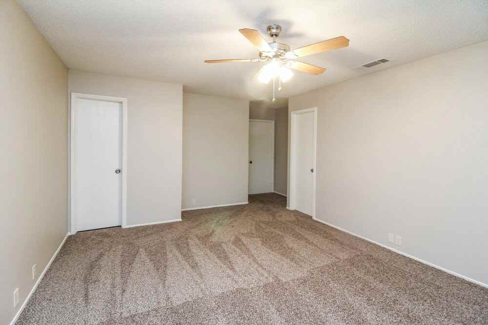 1616 Columbia Dr - Photo 7 of 15