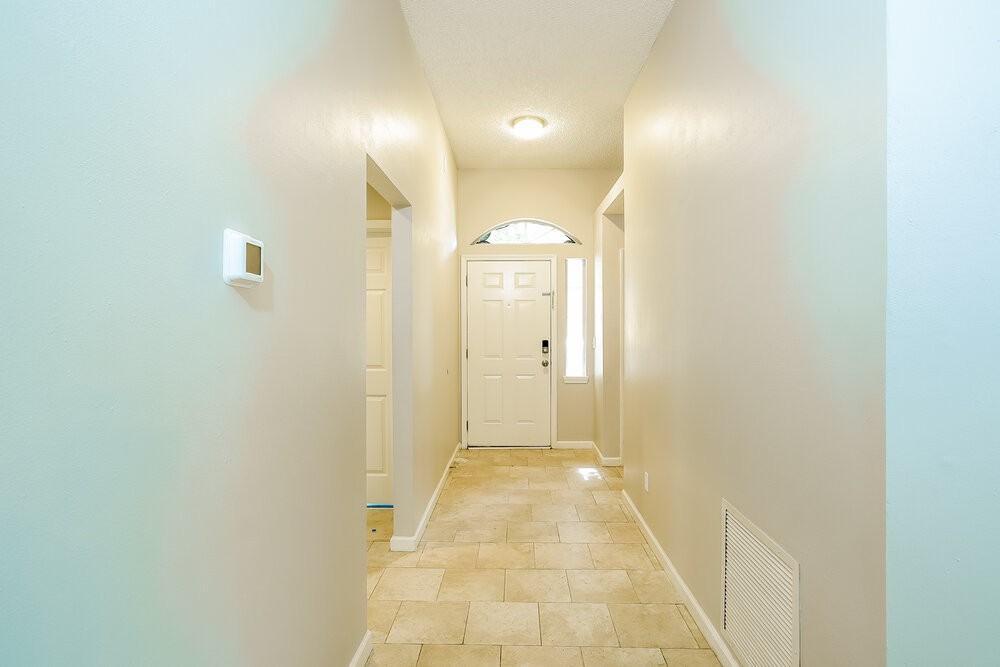 1126 Brookwood Bluff Rd E - Photo 3 of 16