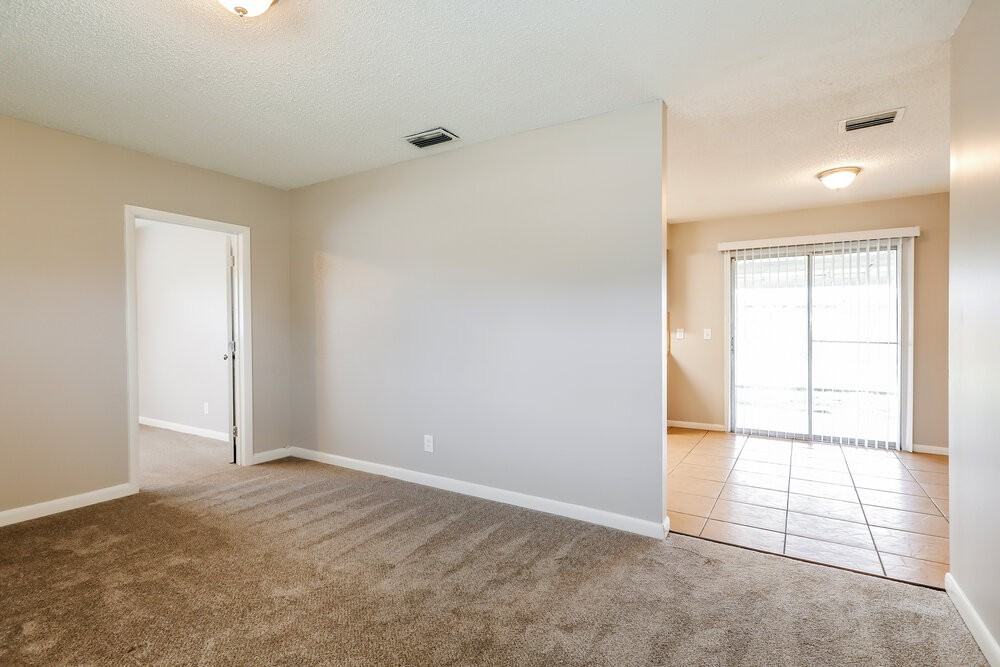 5664 Hillman Dr - Photo 6 of 16