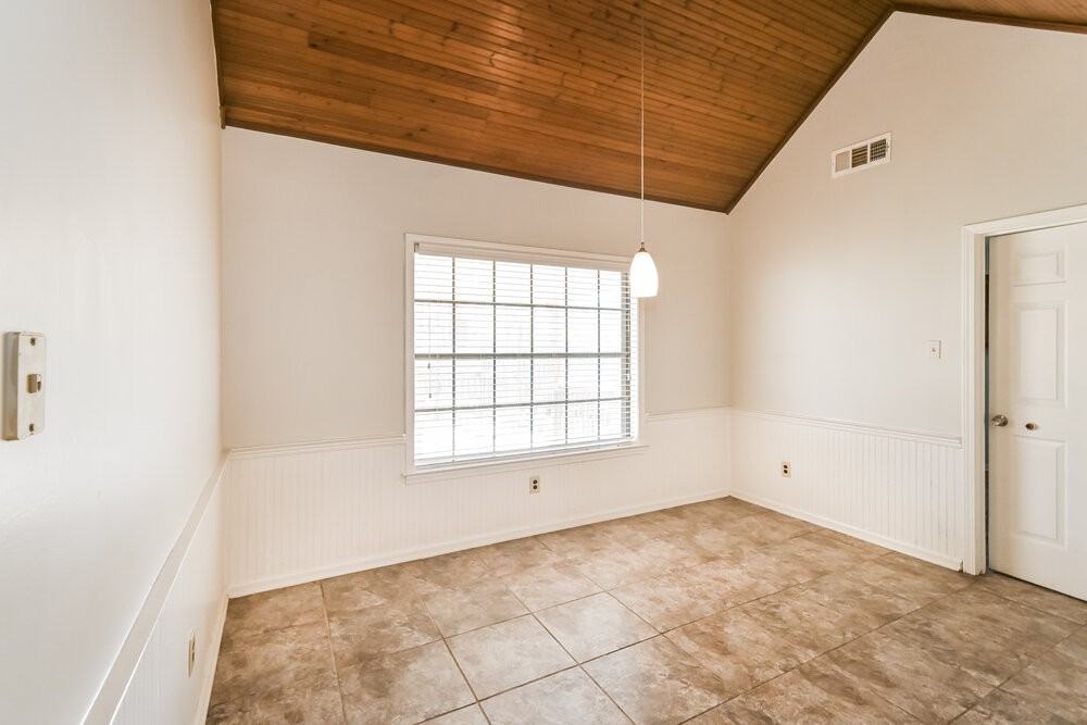 2224 Webbing Dr - Photo 6 of 17