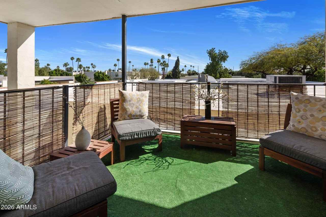 8633 E Monterosa Ave - Photo 6 of 29