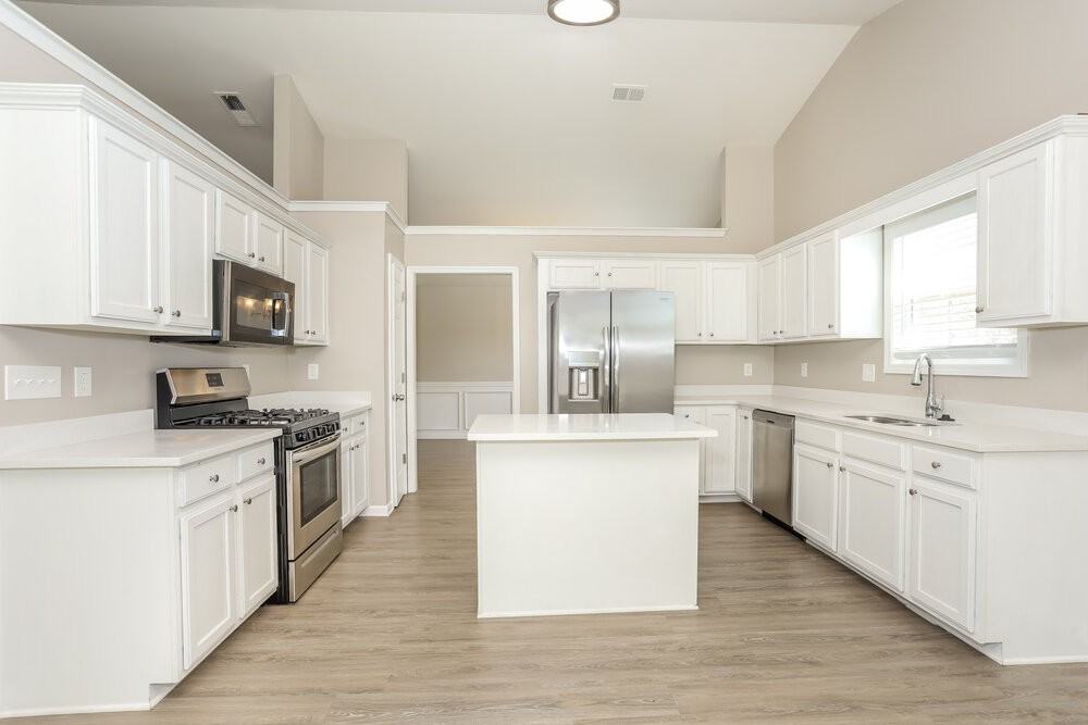 402 Black Fox Dr - Photo 7 of 17