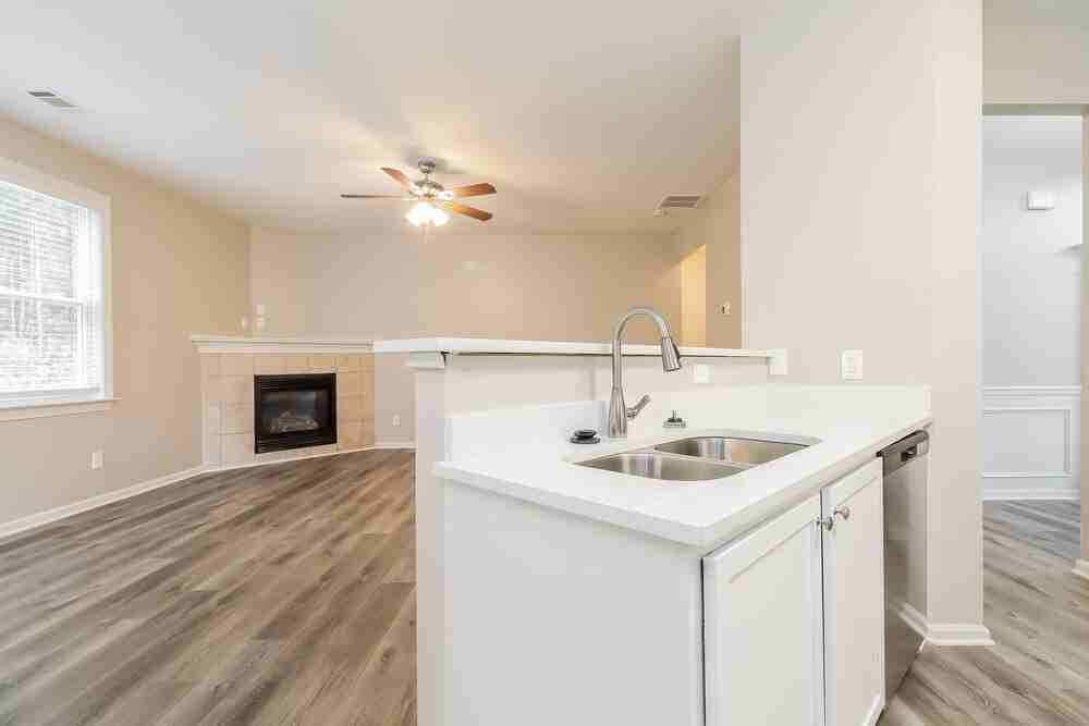 361 Southgate Dr - Photo 5 of 17