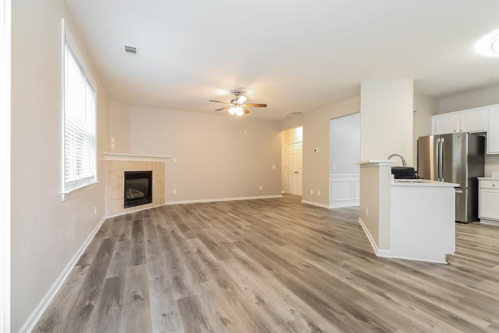 361 Southgate Dr - Photo 7 of 17