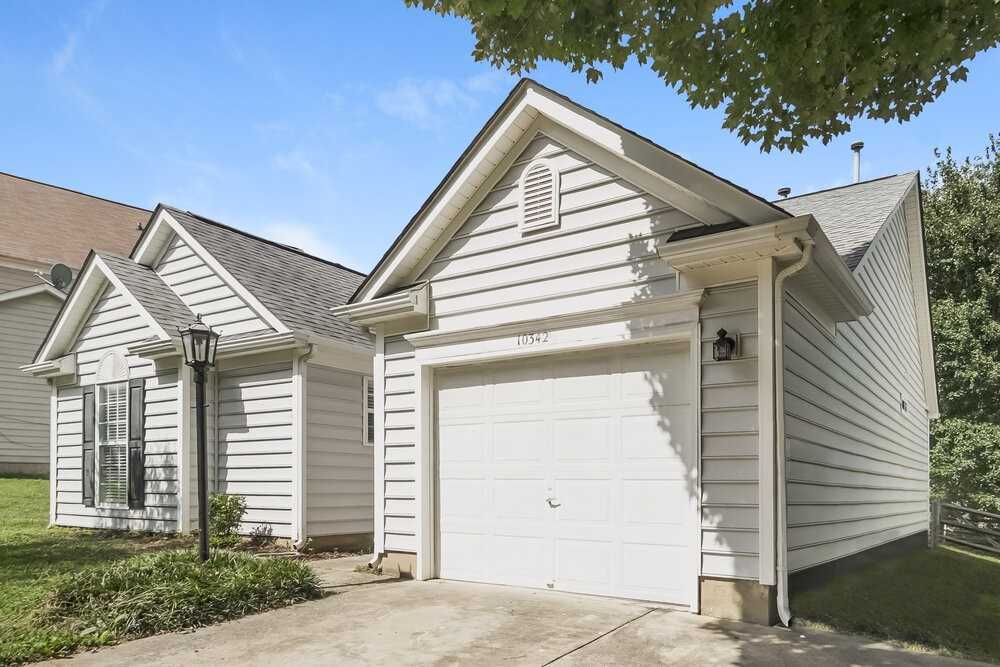 10342 Battle Ct - Photo 3 of 19