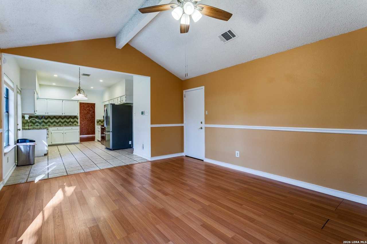 9394 Lamerton St - Photo 6 of 12