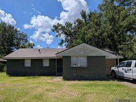 featured image of 5966 Clayton Dr